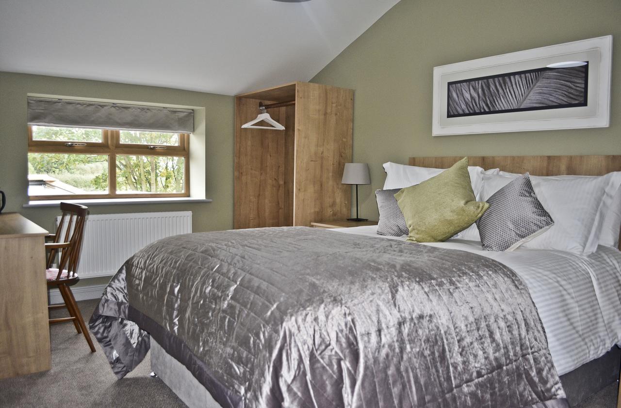 The Ugly Duckling Bed and Breakfast Telford Exteriör bild