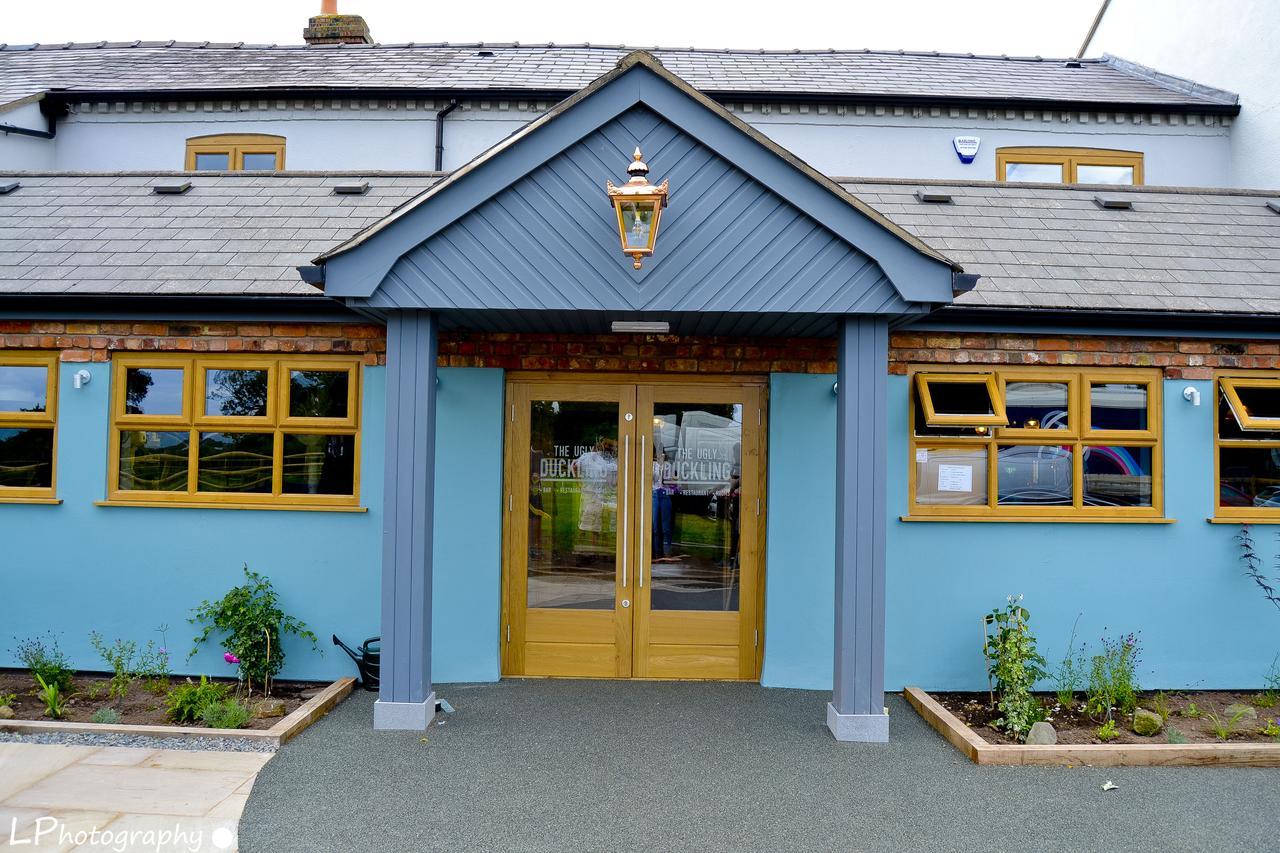 The Ugly Duckling Bed and Breakfast Telford Exteriör bild